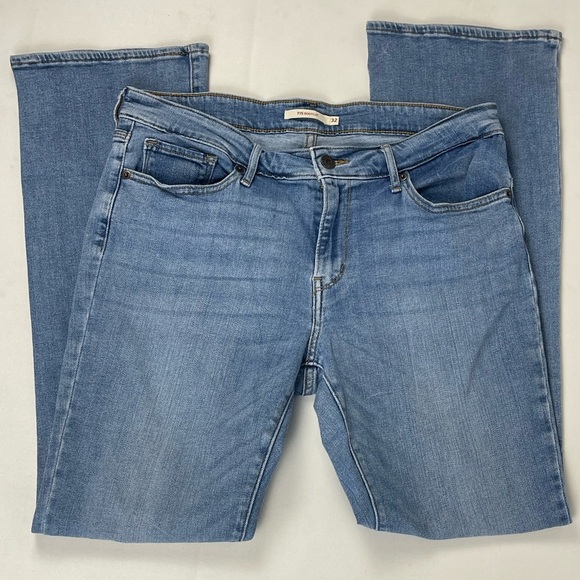 Levi 715 Bootcut Classic Distressed medium Blue Women's Jeans. W32 L32 - Picture 1 of 12